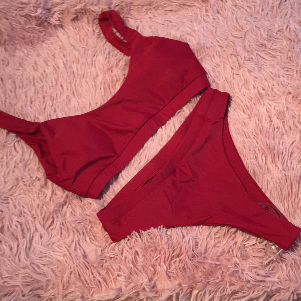 Wine Cheeky Bikini size Small